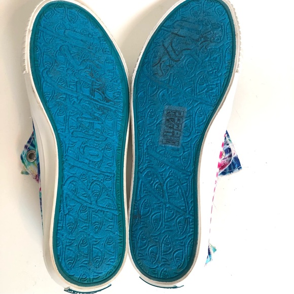 BLOWFISH Malibu Playbuzz Tie Dye Slip-On Sneaker - EUC - Picture 13 of 13